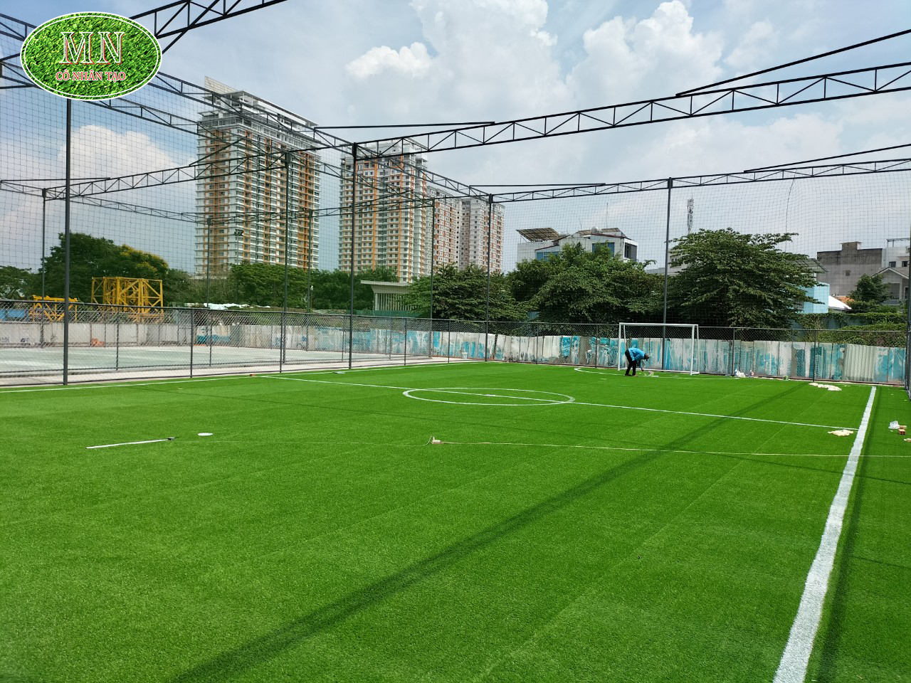 Sân bóng cỏ nhân tạo ngày càng được ưa chuộng bởi độ bền cao